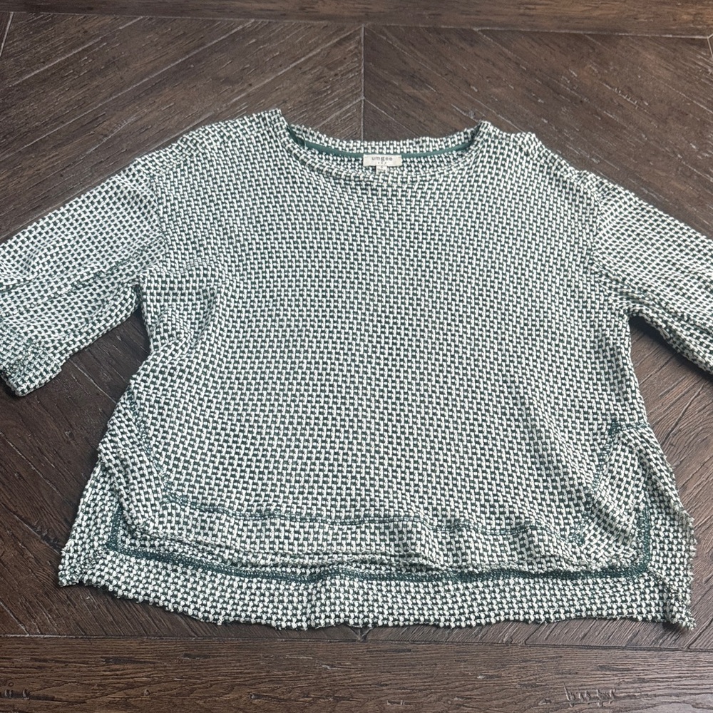 Umgee Dark Green designed blouse - Size Small